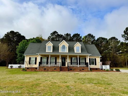 2726 Saint John Cir, Kinston, NC, 28504-9201 | Card Image