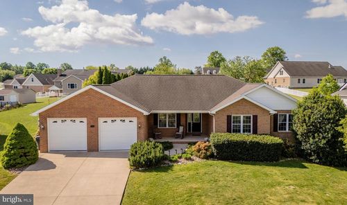 2799 Greenway Ct, Rockingham, VA, 22802-8003 | Card Image