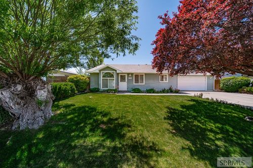 832 Wildrose Ln, Blackfoot, ID, 83221-1677 | Card Image