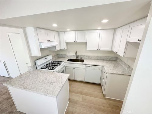 apt-c-2713 Calle Del Comercio, San Clemente, CA, 92672-3319 | Card Image