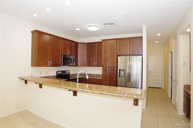 3303 - 301 E Houston St, Condo with 2 bedrooms, 2 bathrooms and null parking in Port Isabel TX | Image 11