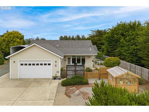 691 Seabird Dr Sw, Bandon, OR, 97411-8831 | Card Image