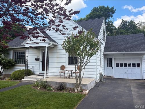 240 Ferncliff Avenue, Salina, NY, 13088 | Card Image