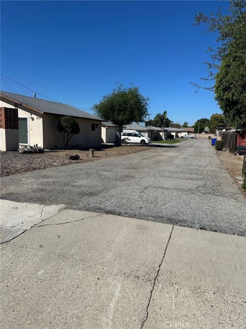 903 Las Lomas Road, Duarte, CA, 91010 | Card Image