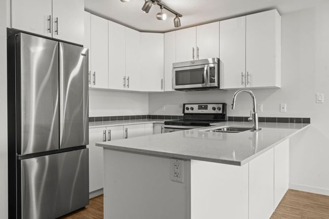 3309 - 181 Skyview Ranch Manor Ne, Condo with 2 bedrooms, 1 bathrooms and 2 parking in Calgary AB | Image 4