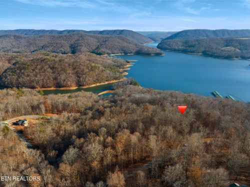 527 & 528 Garnet Trl, New Tazewell, TN, 37824 | Card Image