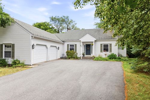 51 Old Mast Rd, Portland, ME, 04102-1935 | Card Image