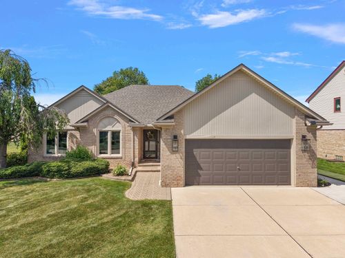 13971 Thames Drive, Shelby Charter Township, MI, 48315 | Card Image
