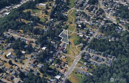 4755 Bond Street, Seattle, WA, 98118 | Card Image