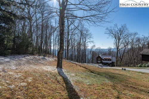 11 High Hemlock Trl, Blowing Rock, NC, 28605 | Card Image