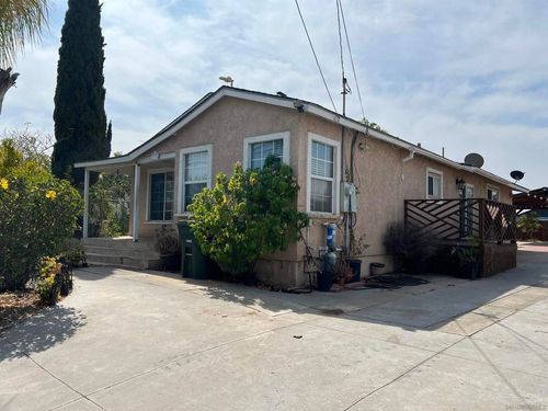 1110 E 16th St, National City, CA, 91950-4711 | Card Image