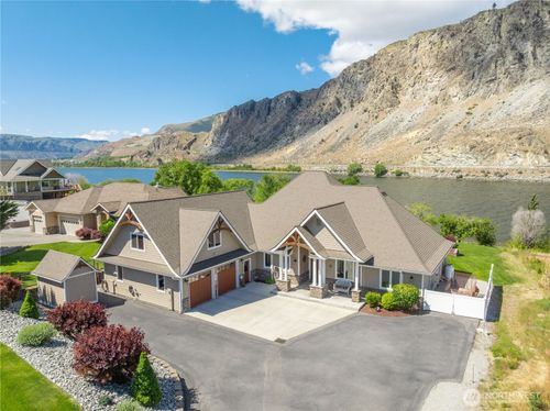 35 N Shore Dr, Orondo, WA, 98843-9633 | Card Image