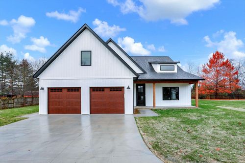 2110 S Smith Rd, Bloomington, IN, 47401-8916 | Card Image