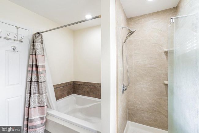 41 Tall Oaks Ct, House other with 4 bedrooms, 3 bathrooms and null parking in Old Bridge NJ | Image 15