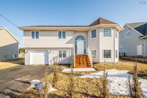 73 Sea Spray Dr, Eastern Passage, NS, B3G1S5 | Card Image