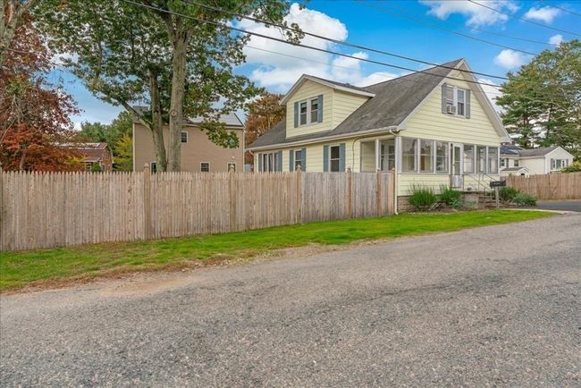 34 Julian Rd, House other with 4 bedrooms, 1 bathrooms and 5 parking in Randolph MA | Image 4