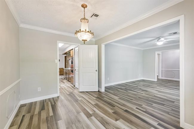 28902 Twisted Oak Dr, House other with 5 bedrooms, 3 bathrooms and 2 parking in Shenandoah TX | Image 15