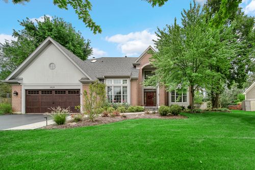 1429 Braxton Rd, Libertyville, IL, 60048-4329 | Card Image