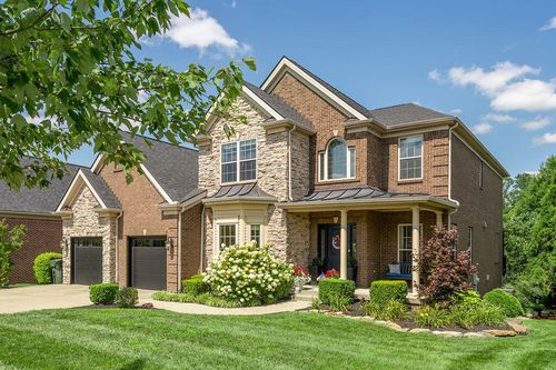 456 Weston Park, Lexington, KY, 40515 | Card Image