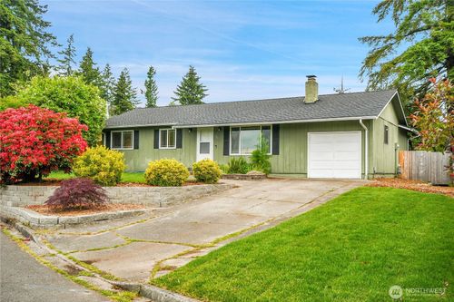 2016 S 301st Pl, Federal Way, WA, 98003-4262 | Card Image
