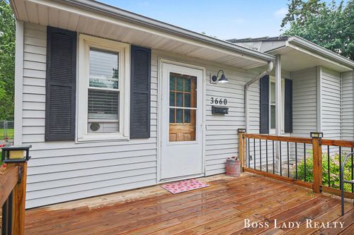 3660 Wilson Ave, Grandville, MI, 49418-1856 | Card Image