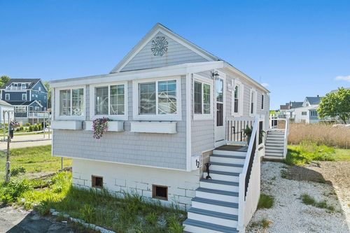 1-12 Moreland Ave, Hull, MA, 02045-2814 | Card Image