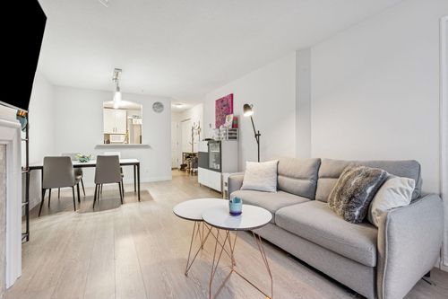 215-8180 Jones Rd, Richmond, BC, V6Y3Z6 | Card Image