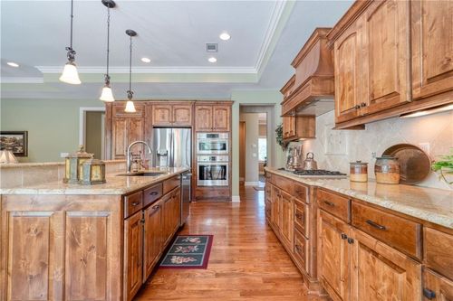 6901 Norton Ave, Gladstone, MO, 64119-7886 | Card Image