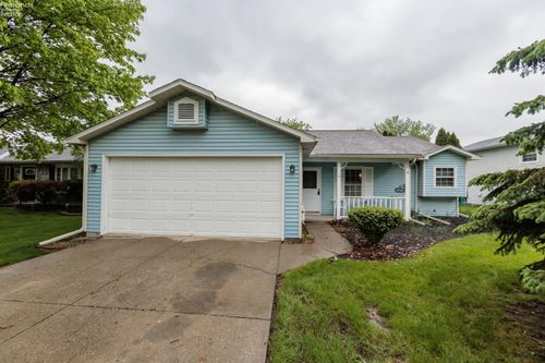 2704 W 39th, Lorain, OH, 44053 | Card Image