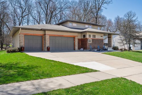 3307 Anric Dr, Eau Claire, WI, 54701-5057 | Card Image