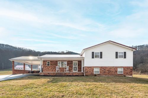 216 School Road, Bluefield, VA, 24605 | Card Image