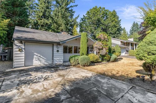 16576 Ne 97th Pl, Redmond, WA, 98052-3166 | Card Image
