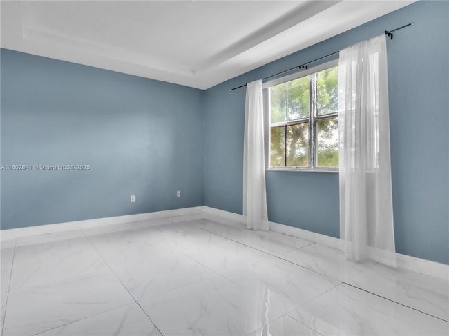 16628 Sw 47 Th Ter, Townhouse with 3 bedrooms, 3 bathrooms and null parking in Miami FL | Image 15