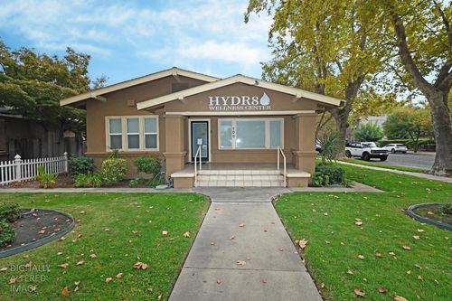 700 E Main Street, Turlock, CA, 95380 | Card Image