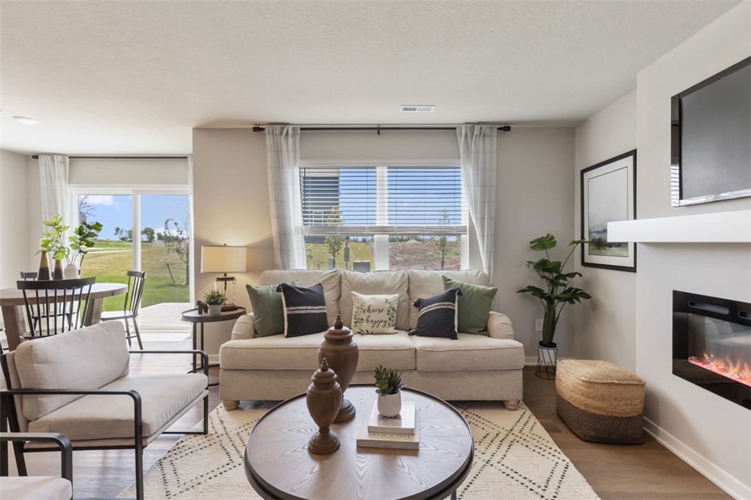 Morningdew Dr, West Des Moines, IA 50265
