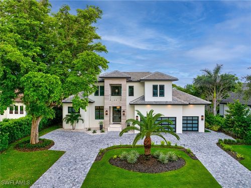 3190 Crayton Rd, NAPLES, FL, 34103-4090 | Card Image