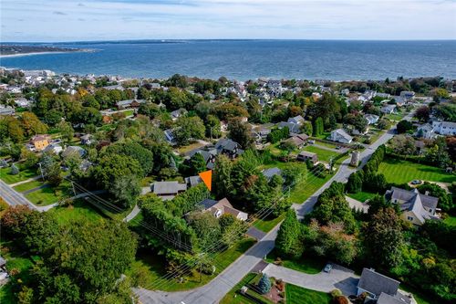 67 Earles Court, Narragansett, RI, 02882 | Card Image