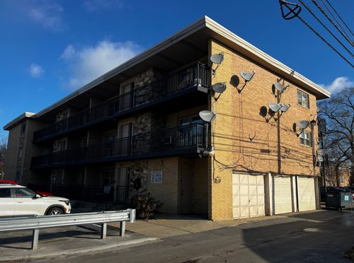 apt-3-11903 Gregory St, Blue Island, IL, 60406-1174 | Card Image