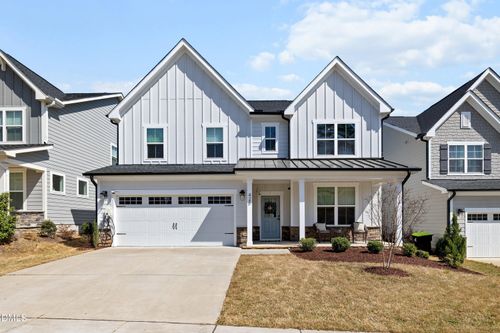 425 Carolina St, Morrisville, NC, 27560-5899 | Card Image