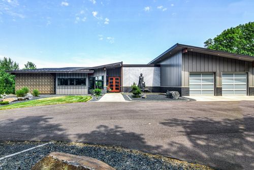 1250 Priory Rd, EAU CLAIRE, WI, 54701-9521 | Card Image