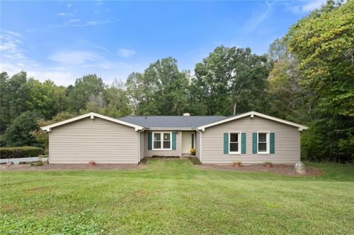 1135 Pool Side Drive, Germanton, NC, 27019 | Card Image