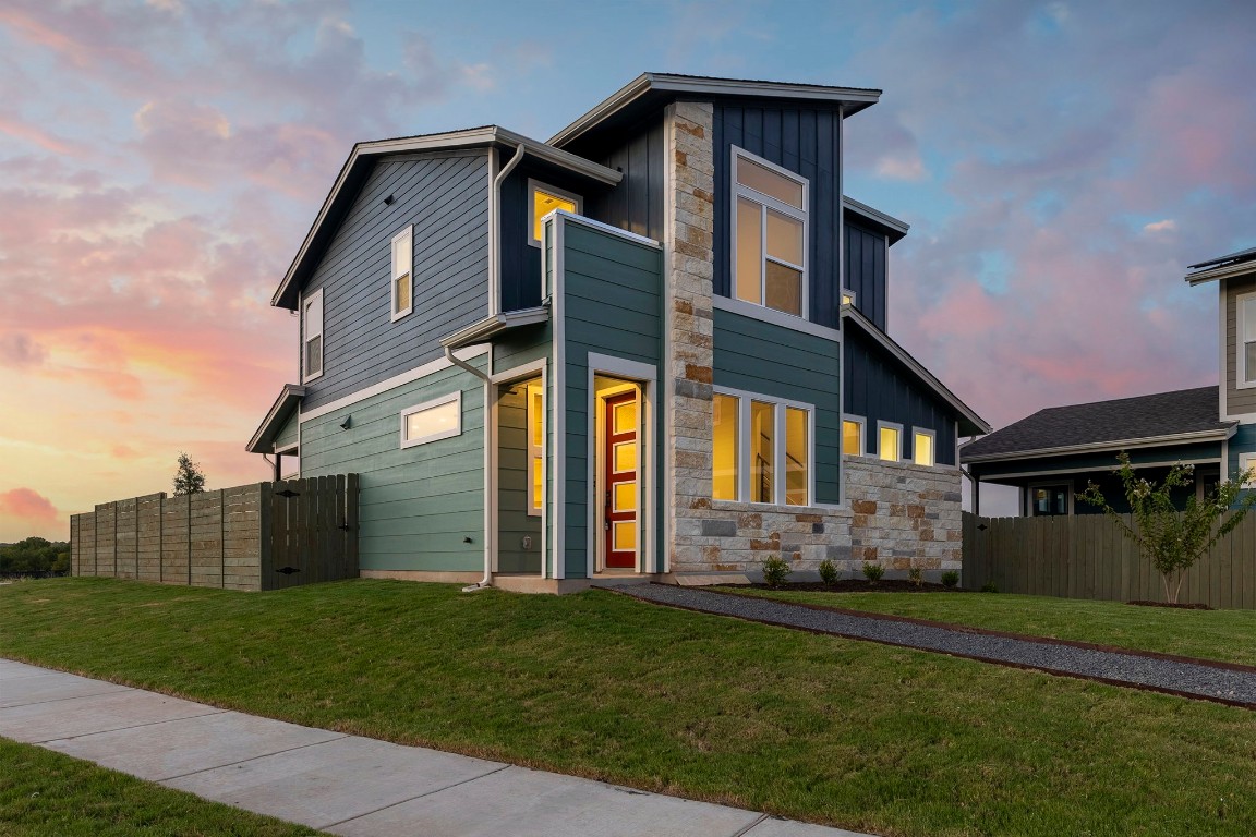 16507 Wind Chime Drive, For Sale in Manor Zoocasa