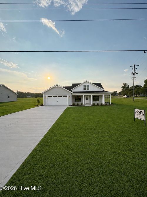 1282 S Nc 41 111 Hwy, Beulaville, NC, 28518-6642 | Card Image