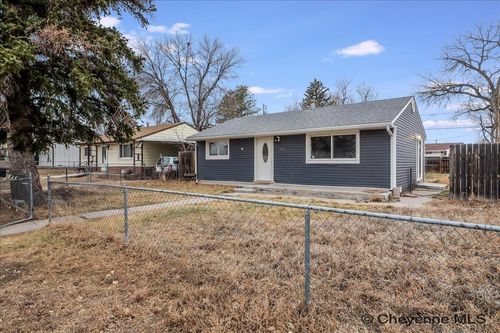 216 Cribbon Ave, Cheyenne, WY, 82007-1163 | Card Image