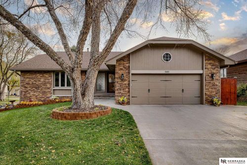 505 Winchester Circle, Papillion, NE, 68046 | Card Image