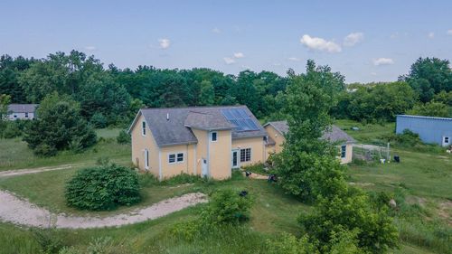 N6442 S Aniwa Road, OASIS, WI, 54966 | Card Image