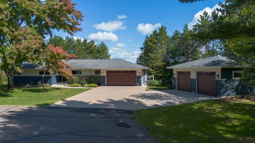 7687 189th St, Chippewa Falls, WI, 54729-6457 | Card Image