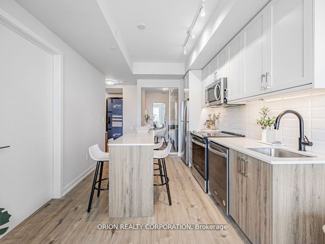 214 - 201 Brock St S, Condo with 1 bedrooms, 2 bathrooms and 1 parking in Whitby ON | Image 18