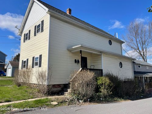 1122 Swetland St, Scranton, PA, 18504-1861 | Card Image