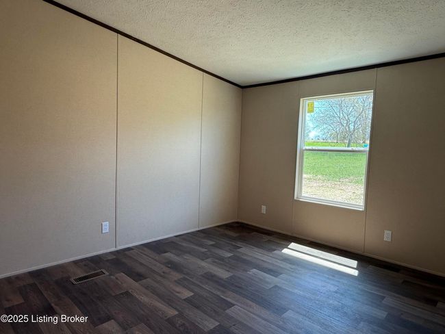42 Beech St, House other with 4 bedrooms, 2 bathrooms and null parking in Smiths Grove KY | Image 25